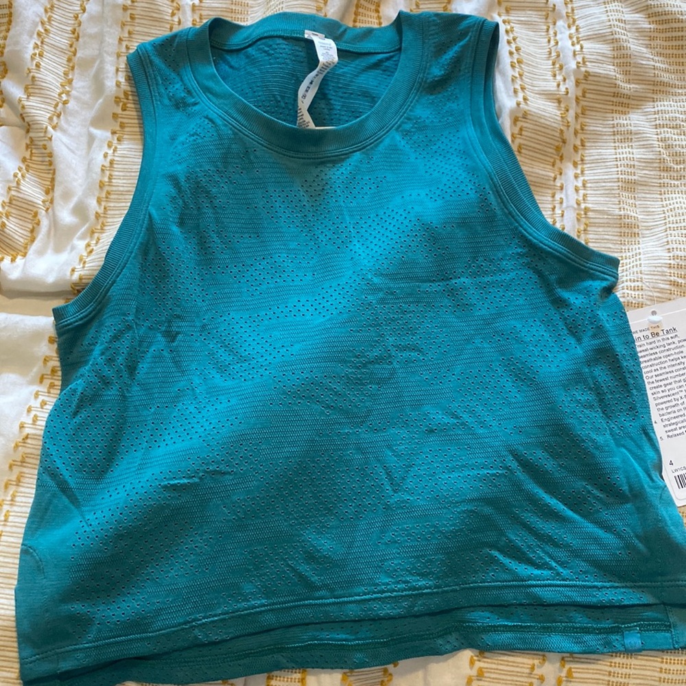 Lululemon train to be tank